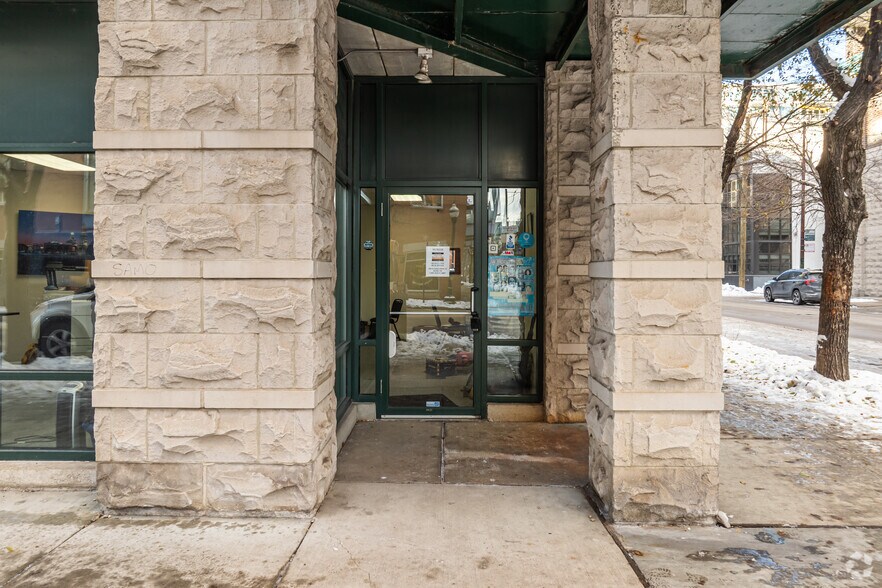 932-940 W Madison St, Chicago, IL à vendre - Photo du bâtiment - Image 3 de 5