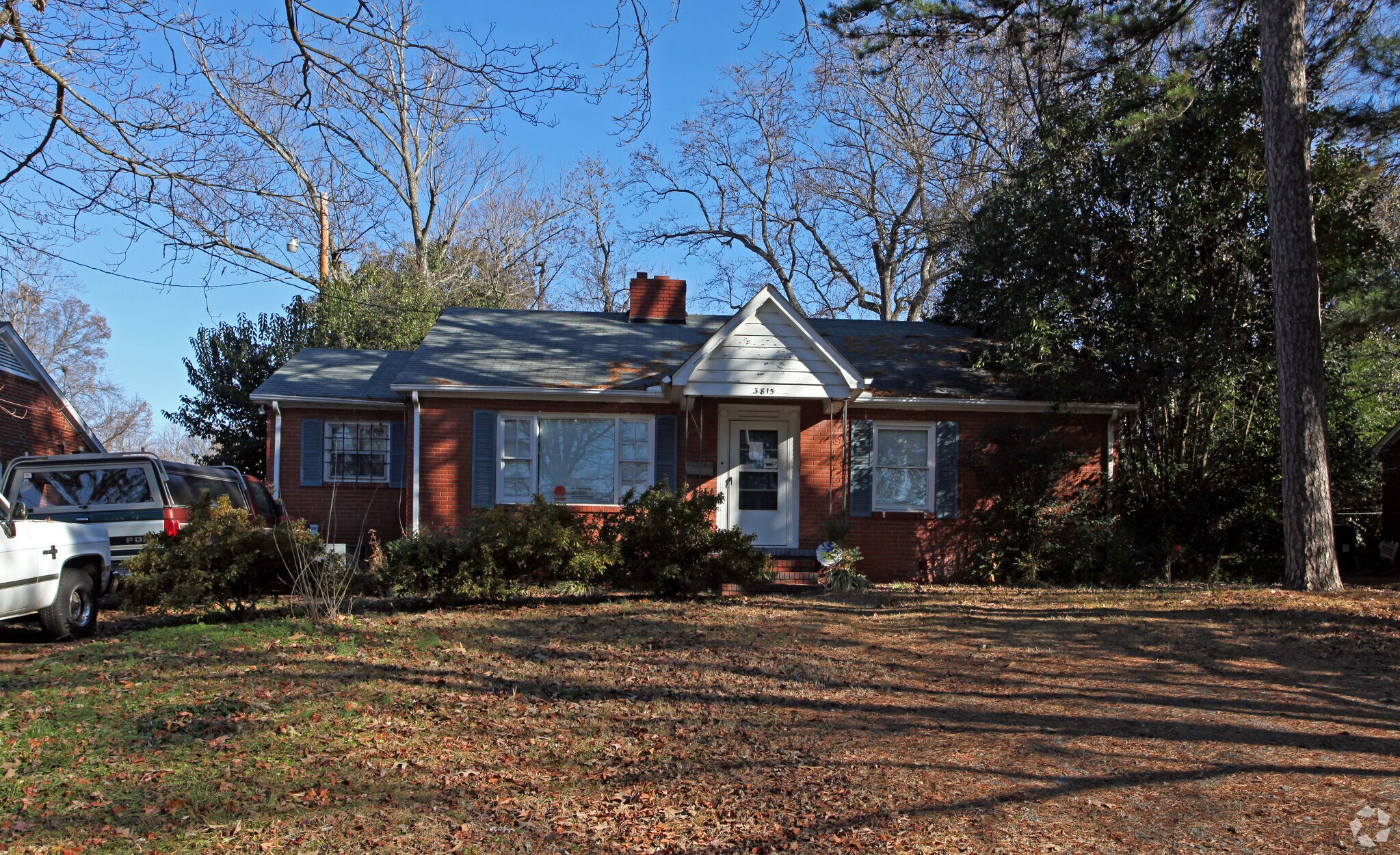 3815 Miriam Dr, Charlotte, NC à vendre Photo du bâtiment- Image 1 de 3