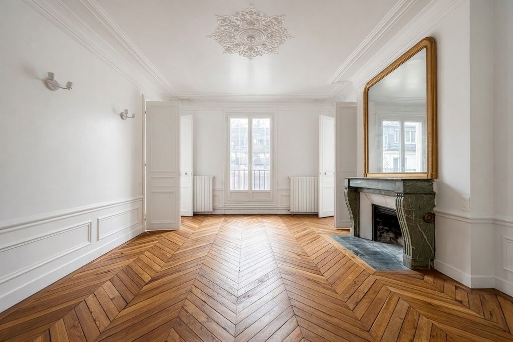 Office in Paris for lease Interior Photo- Image 1 of 10