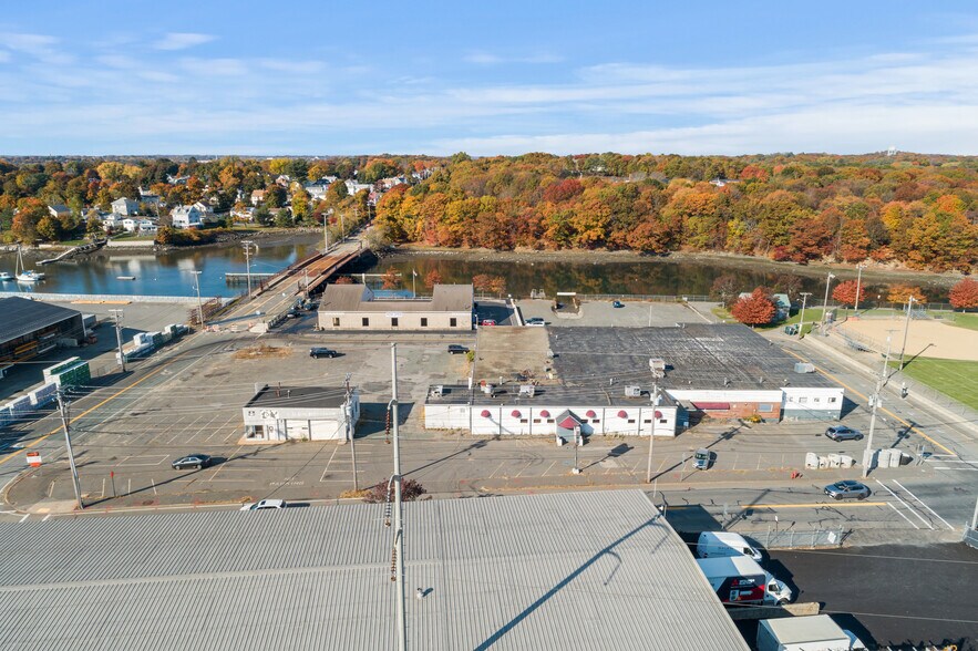 88-100 River St, Beverly, MA à louer - Photo du bâtiment - Image 2 de 7