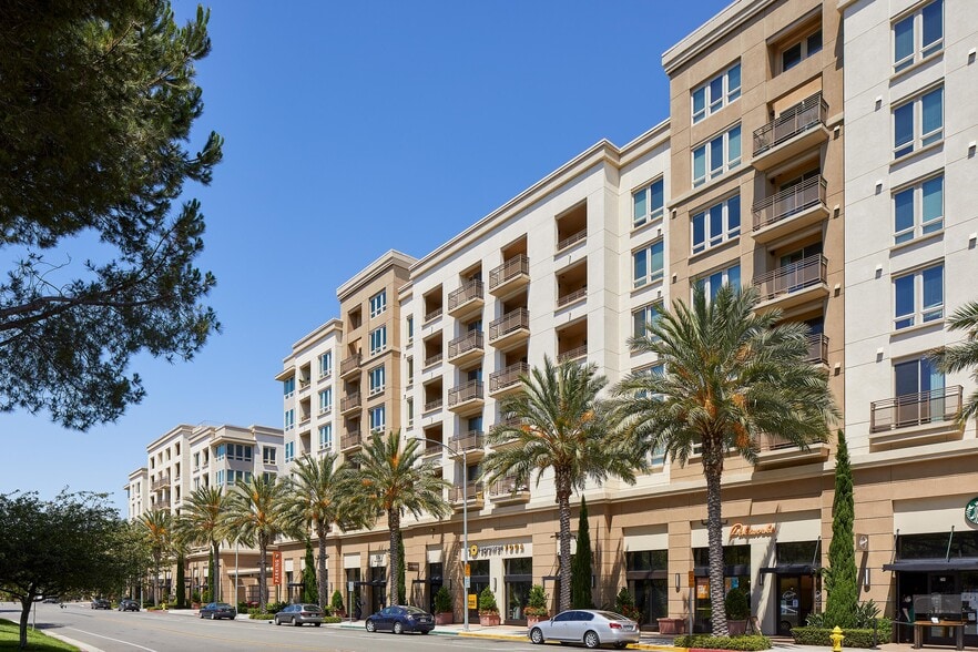 250 Brandon St, San Jose, CA for lease - Building Photo - Image 2 of 10