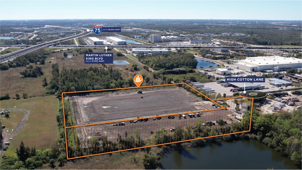 9039 High Cotton Ln, Fort Myers, FL à louer - Photo du bâtiment - Image 2 de 5