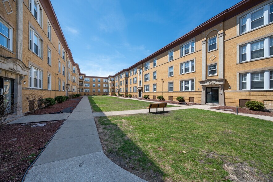 4612-4626 S Lake Park Ave, Chicago, IL à vendre - Photo du bâtiment - Image 3 de 12
