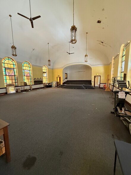 10324 S Avenue J, Chicago, IL à vendre - Photo du bâtiment - Image 3 de 11