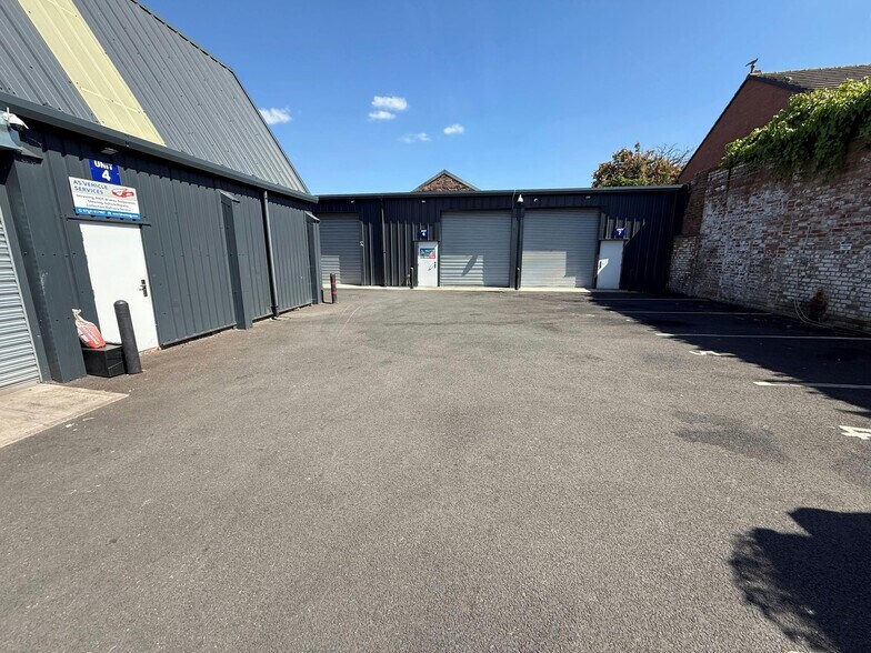7 Clegge St, Warrington for lease - Building Photo - Image 2 of 5