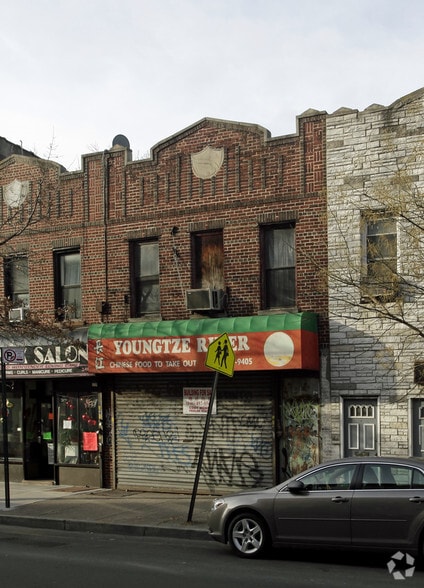 346 Malcolm X Blvd, Brooklyn, NY for lease - Building Photo - Image 2 of 13