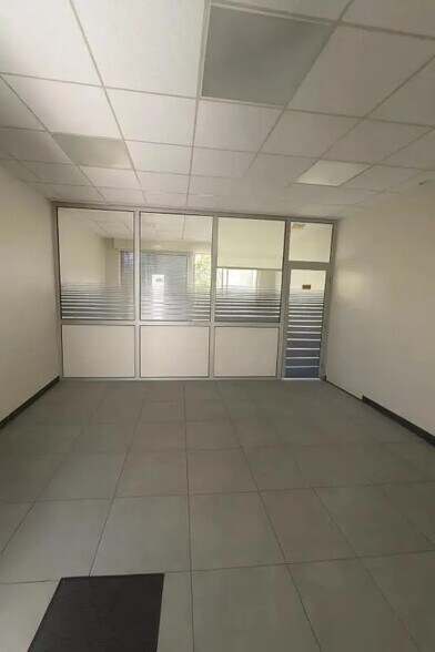 6 Rue Pelleport, Paris for lease - Building Photo - Image 2 of 7