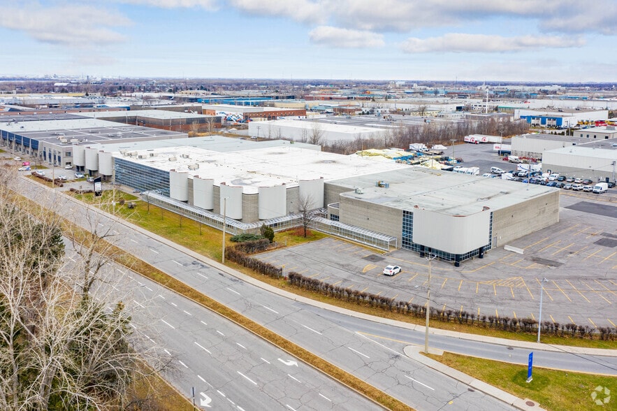 867-877 Boul Jean-Paul-Vincent, Longueuil, QC for lease - Aerial - Image 3 of 13