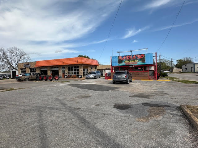 1000 N Alexander Dr, Baytown, TX à vendre - Photo principale - Image 2 de 14