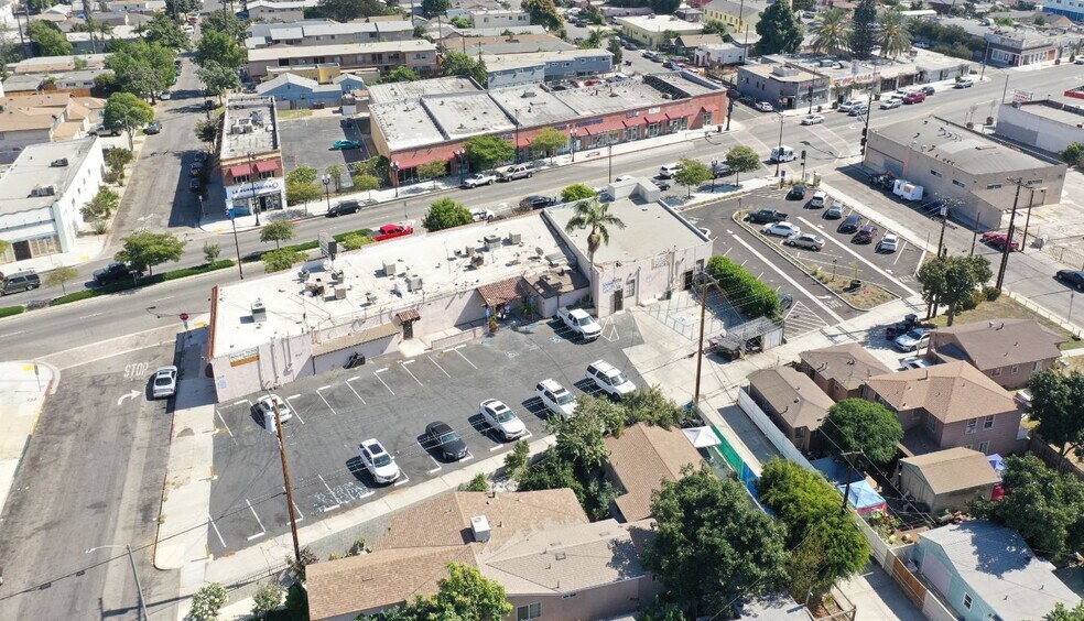 5321 Long Beach Blvd, Long Beach, CA à vendre - Photo du bâtiment - Image 2 de 20