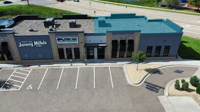 11995 Business Park Blvd N, Champlin, MN à louer Photo intérieure- Image 2 de 10