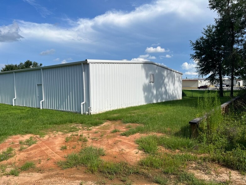 404 S Shelfer St, Quincy, FL for lease - Building Photo - Image 2 of 25