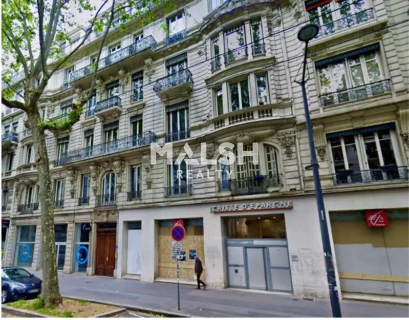 Bureau dans Lyon à louer Photo du bâtiment- Image 1 de 11