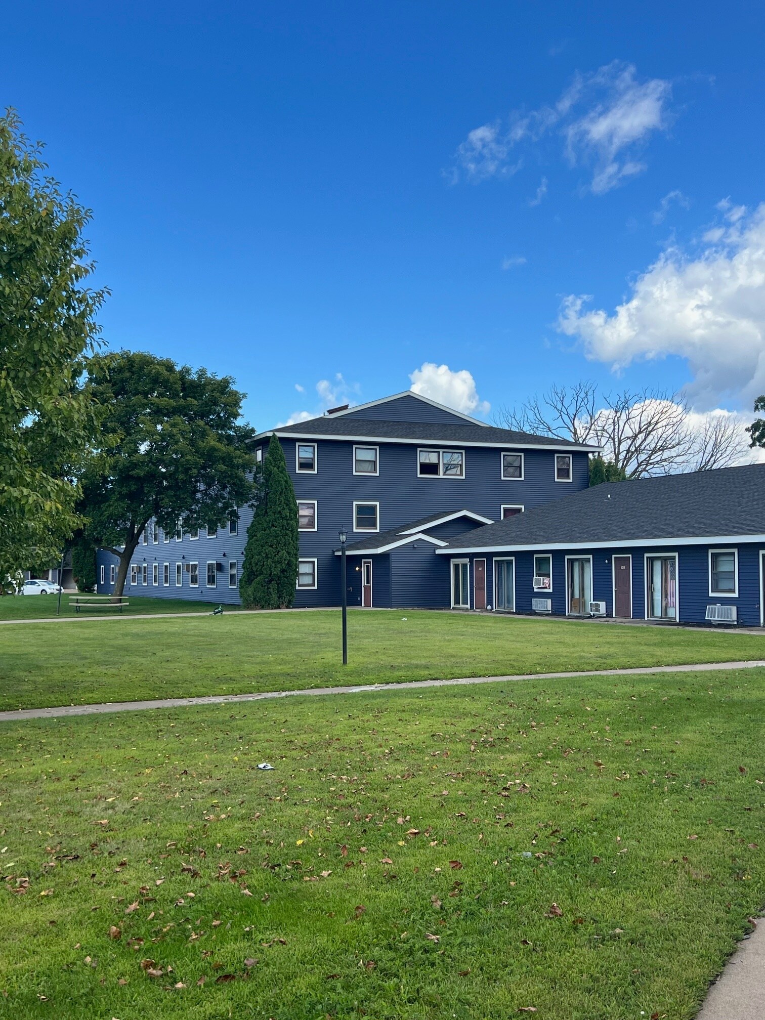 350-360 E Birch Ave, Barron, WI for sale Building Photo- Image 1 of 6