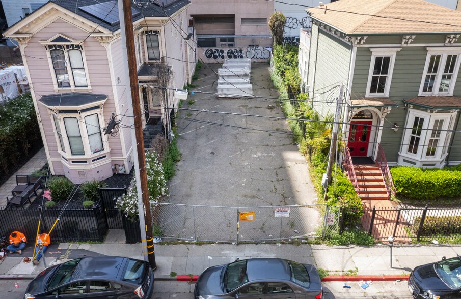 623 15th St, Oakland, CA à vendre - Photo du bâtiment - Image 3 de 13