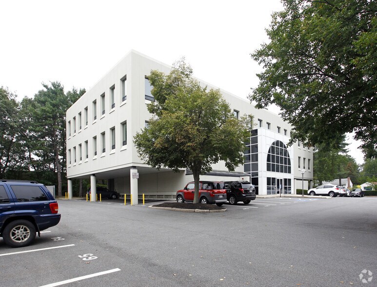 10 Burr St, Framingham, MA for lease - Primary Photo - Image 1 of 4