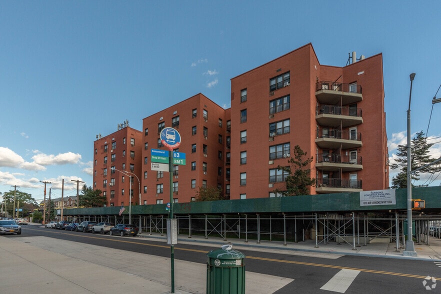 6910 Avenue U, Brooklyn, NY for lease - Building Photo - Image 2 of 33