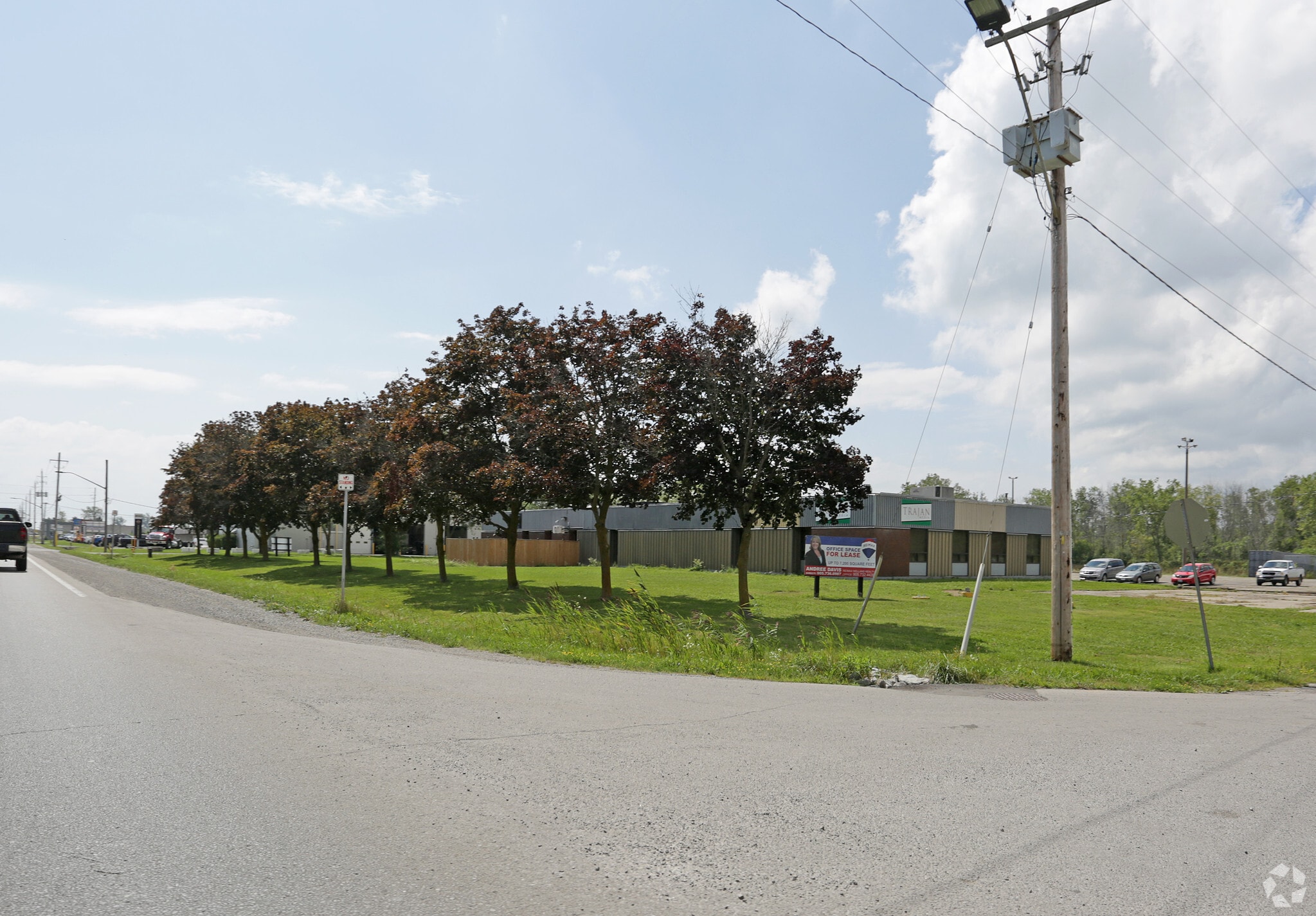 459 Prince Charles Dr S, Welland, ON for sale Primary Photo- Image 1 of 1