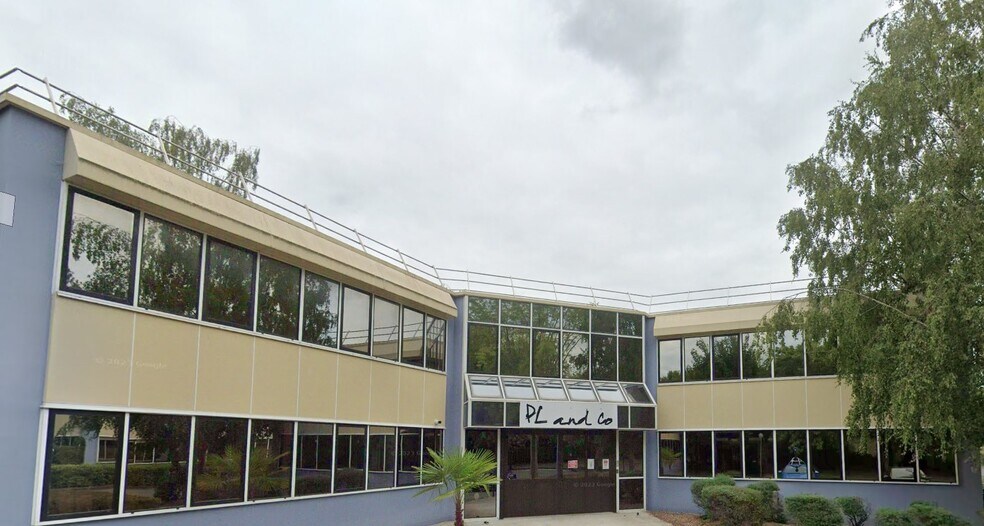 7 Rue Niels Bohr, Saint-Thibault-des-Vignes à louer - Photo principale - Image 1 de 1