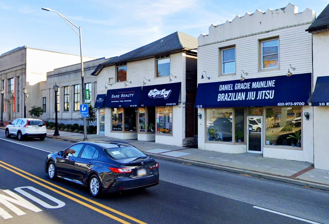 2-18 E Lancaster Ave, Paoli, PA for lease Building Photo- Image 1 of 2