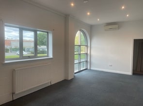 Kingsbury Rd, Birmingham for lease Interior Photo- Image 2 of 5