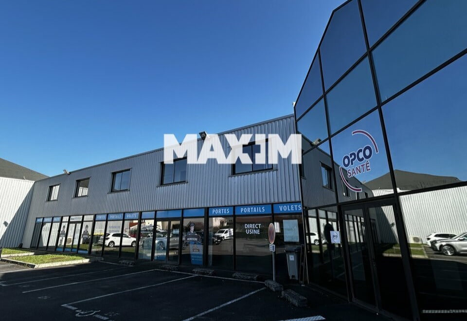 59 Avenue Roland Carraz, Chenôve for lease Building Photo- Image 1 of 5