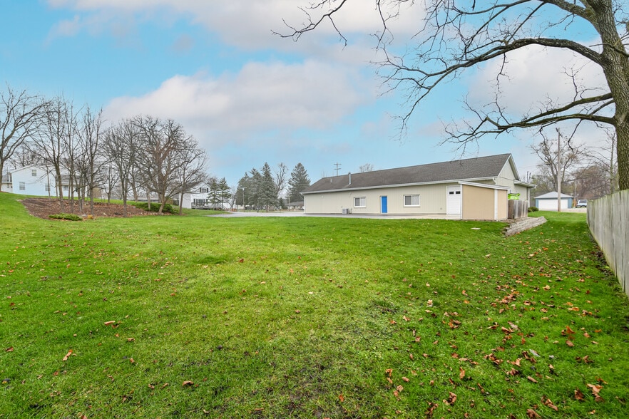 108 N Front St, Burlington, WI for sale - Building Photo - Image 3 of 32