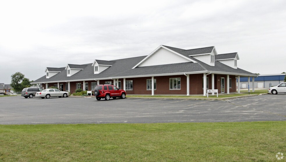 1803-1807 Zick St, Beloit, WI for lease - Primary Photo - Image 1 of 5