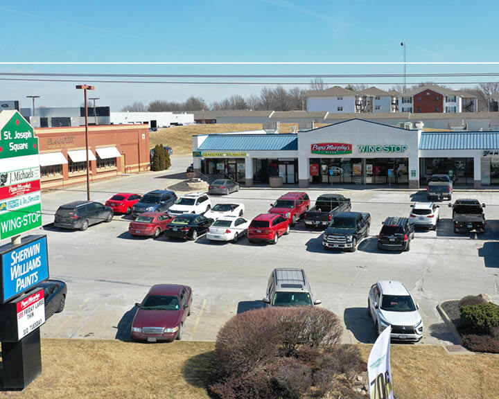 2115 N Belt Hwy, Saint Joseph, MO à louer - Photo du bâtiment - Image 2 de 4