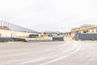 Plus de détails pour Bureau, Local d'activités à louer