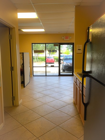 1701 Kennedy Pt, Oviedo, FL for lease - Building Photo - Image 2 of 23