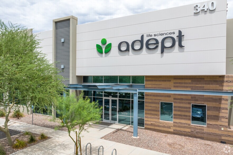 340 E Germann Rd, Gilbert, AZ à louer - Photo du bâtiment - Image 2 de 7