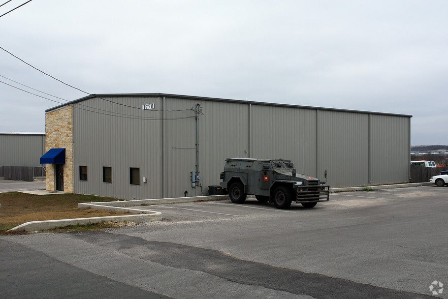 1770 Redwood Rd, San Marcos, TX for lease - Building Photo - Image 3 of 3