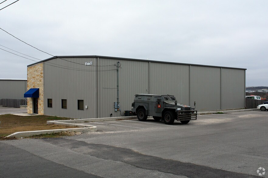 1770 Redwood Rd, San Marcos, TX à louer - Photo du bâtiment - Image 3 de 3