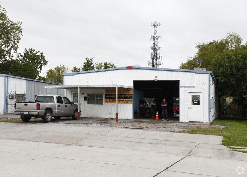 8006 Dunlap St, Houston, TX for sale - Building Photo - Image 2 of 3