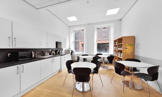 Plus de détails pour 199-213 Sauchiehall St, Glasgow - Bureau à vendre