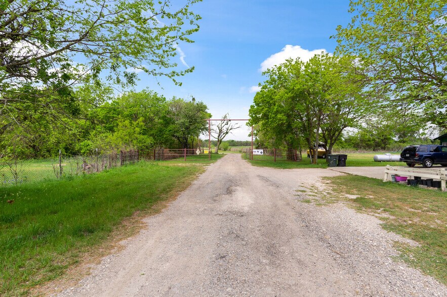 14022 State Highway 317, Temple, TX à vendre - Photo du bâtiment - Image 2 de 34