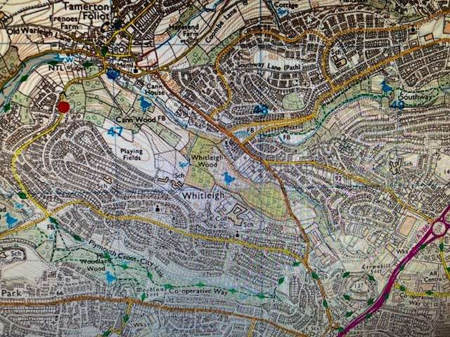 Milford Ln, Plymouth à vendre - Photo du bâtiment - Image 2 de 6