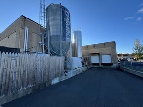 16 Business Park Dr, Branford, CT for sale Building Photo- Image 2 of 22