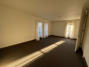 2500 Vallejo St, Santa Rosa, CA à louer Photo intérieure- Image 2 de 4