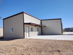 3012 FM 621, San Marcos, TX à louer Photo intérieure- Image 1 de 13