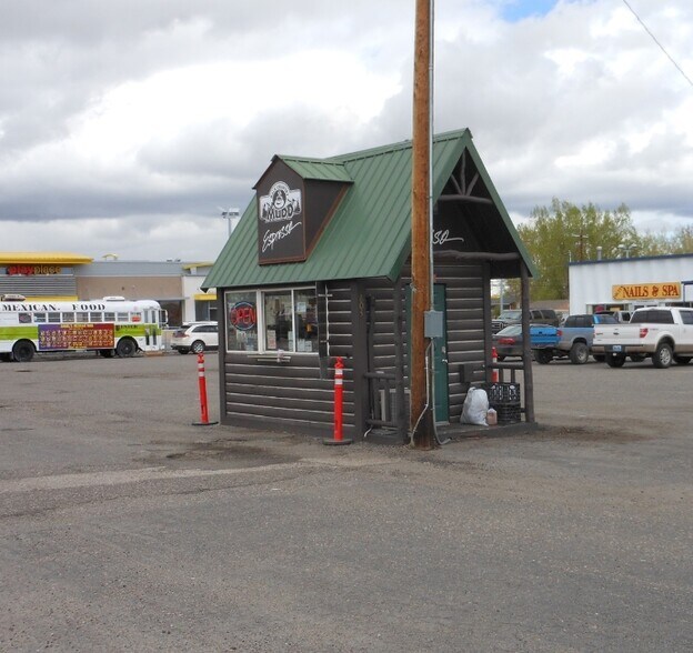 801-807 N Federal Blvd, Riverton, WY à louer - Photo du bâtiment - Image 2 de 5