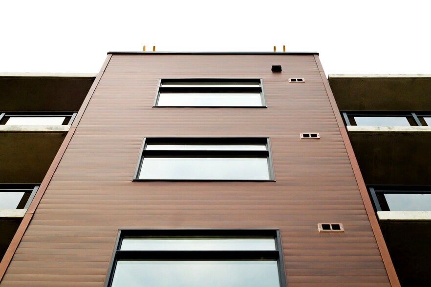 16 Queen St W, Cambridge, ON for lease - Building Photo - Image 3 of 55