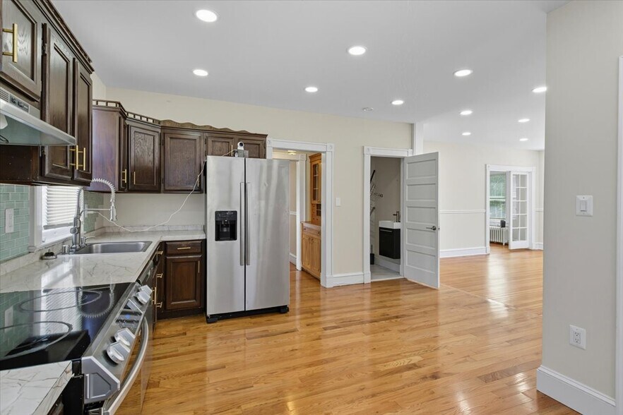 4110 Old Town Rd, Huntingtown, MD à vendre - Photo du bâtiment - Image 3 de 12