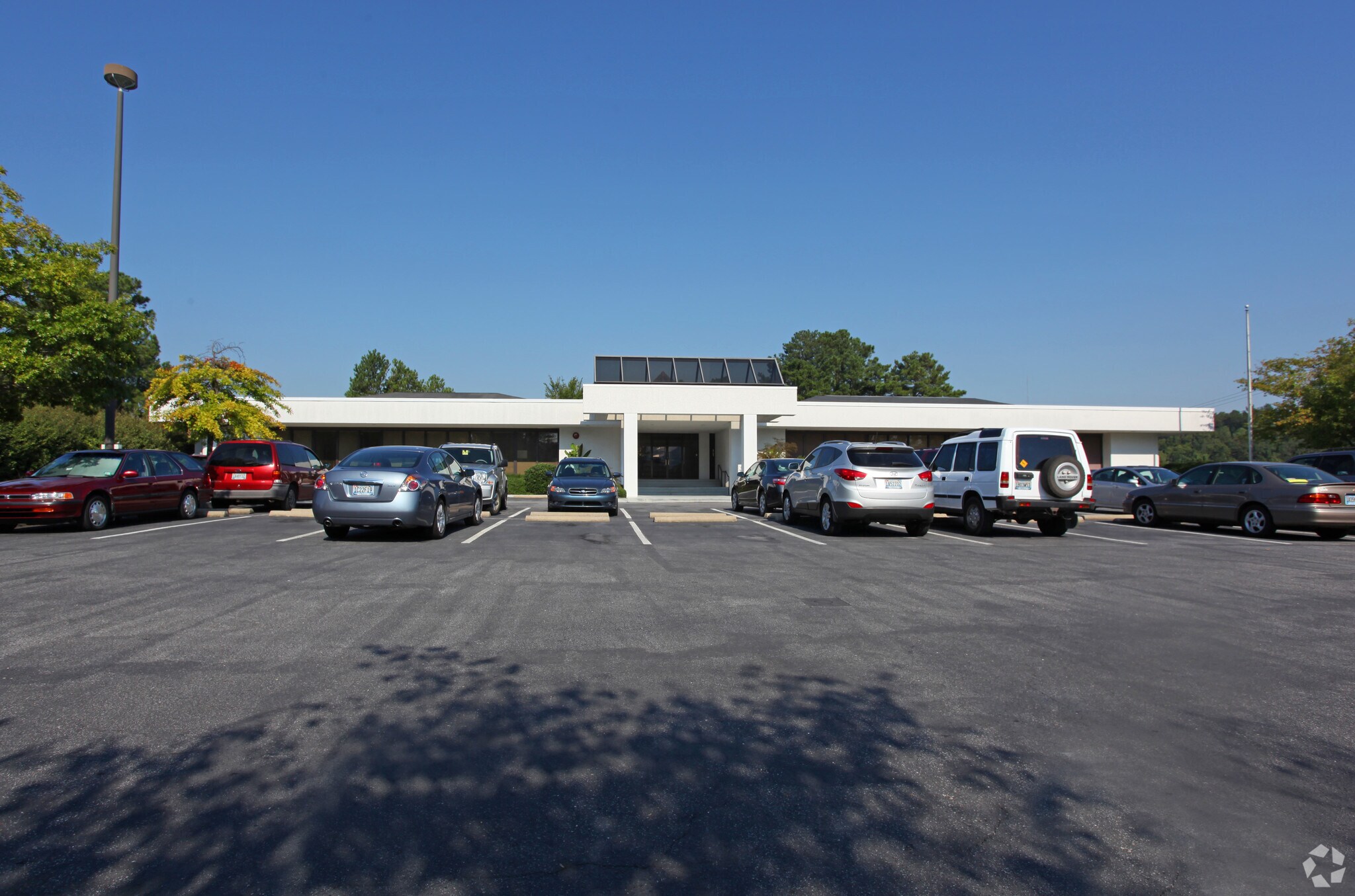 3490 Independence Dr, Birmingham, AL for lease Primary Photo- Image 1 of 4