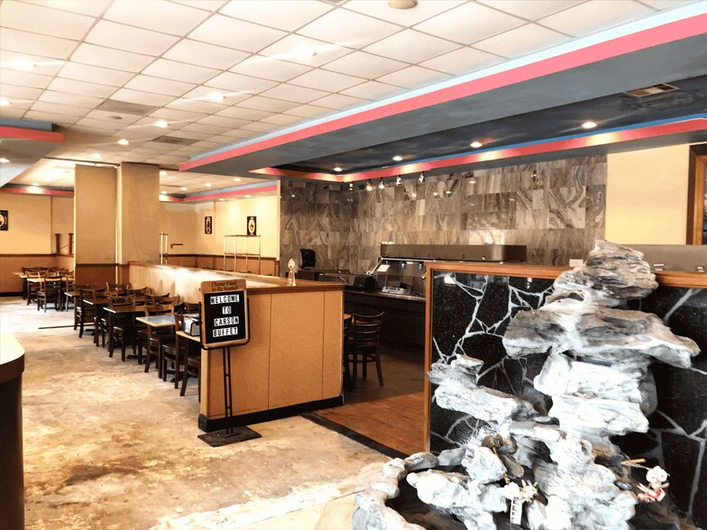 880 E Dominguez St, Carson, CA à louer - Photo du bâtiment - Image 3 de 13