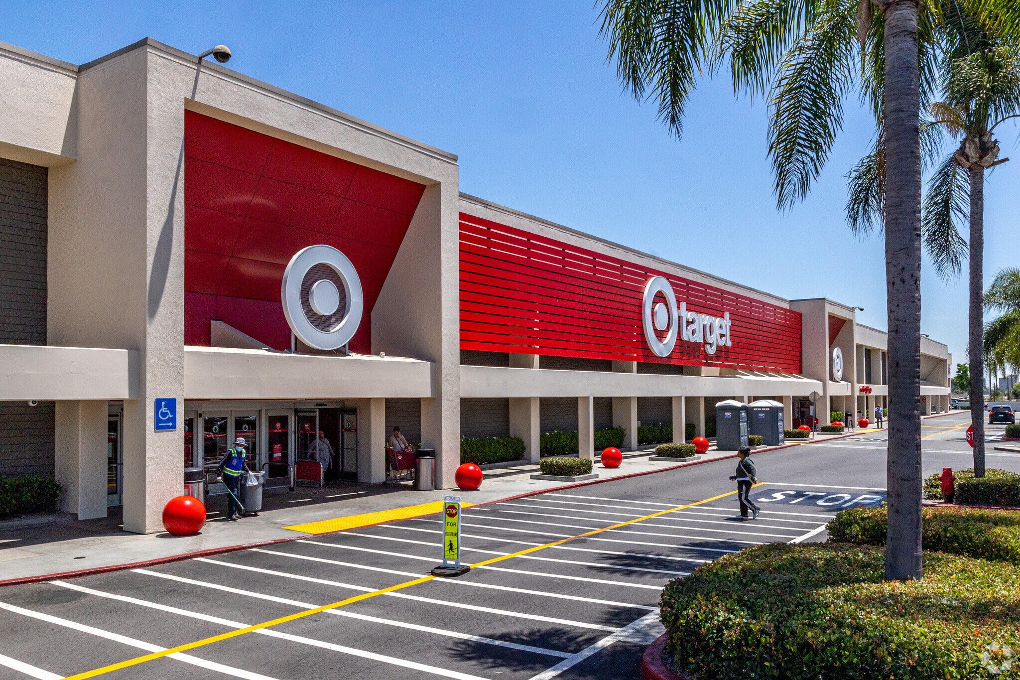 12100 Harbor Blvd, Garden Grove, CA for lease Primary Photo- Image 1 of 7