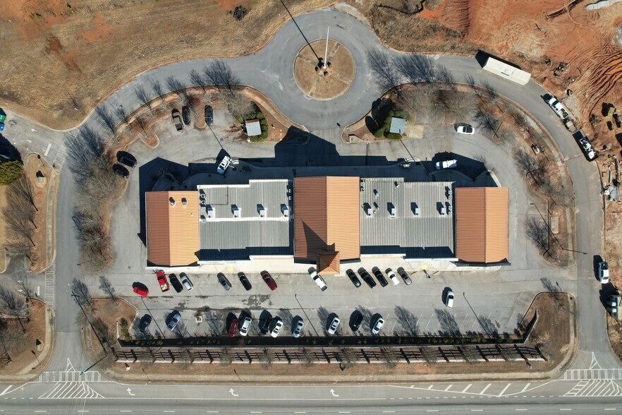 2562 Fairburn Rd, Douglasville, GA à louer - Aérien - Image 2 de 3