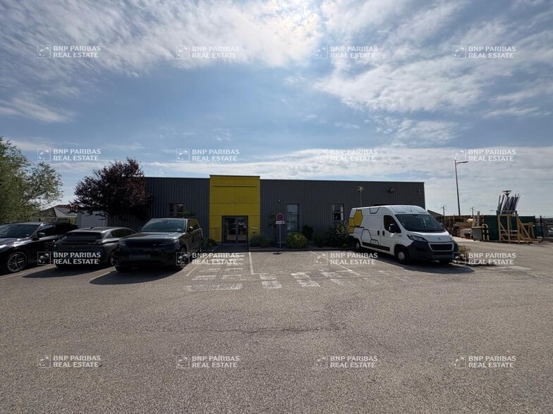 5 Rue Nicolas De Condorcet, Chevigny-Saint-Sauveur for lease - Building Photo - Image 2 of 18
