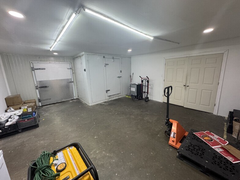 3102 S Ruby Ave, Gonzales, LA à louer - Photo du bâtiment - Image 3 de 7